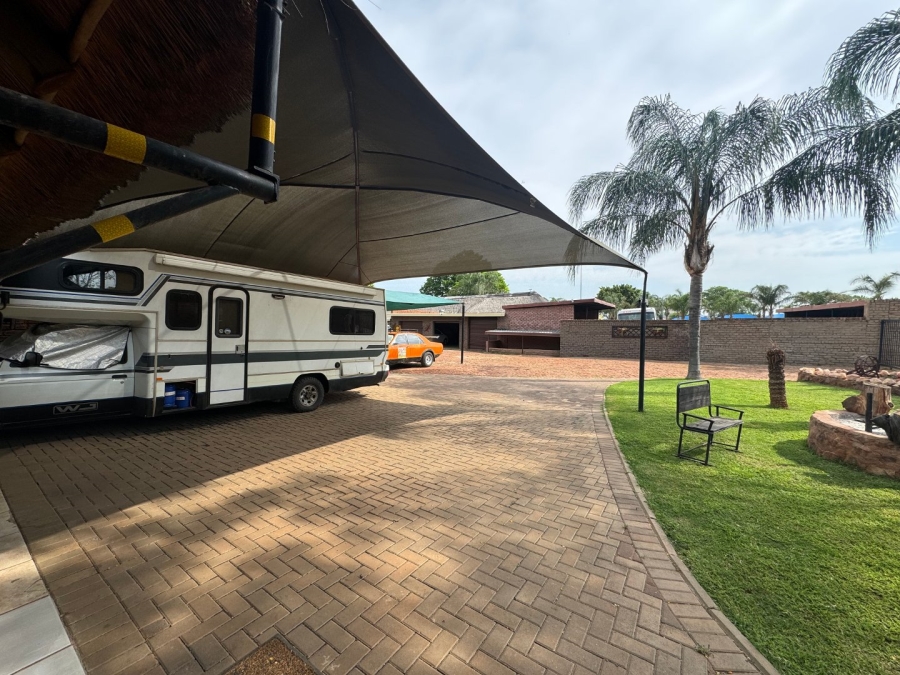 Commercial Property for Sale in Hartbeespoort Rural North West
